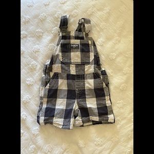 Oshkosh overalls checkered short blue and white.